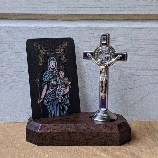 Creating a Contemplative Prayer Space in Your Home - The Catholic Woodworker
