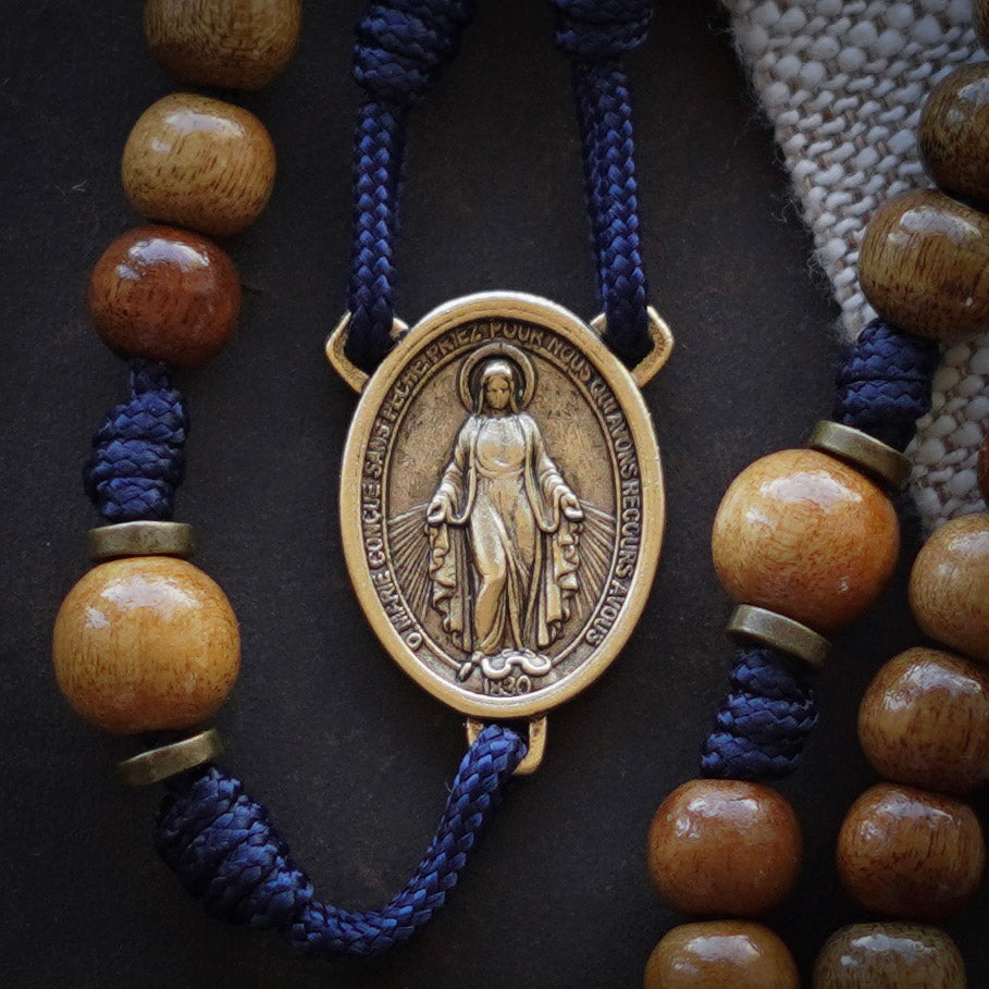 Our Lady, Arrayed in Gold Rosary