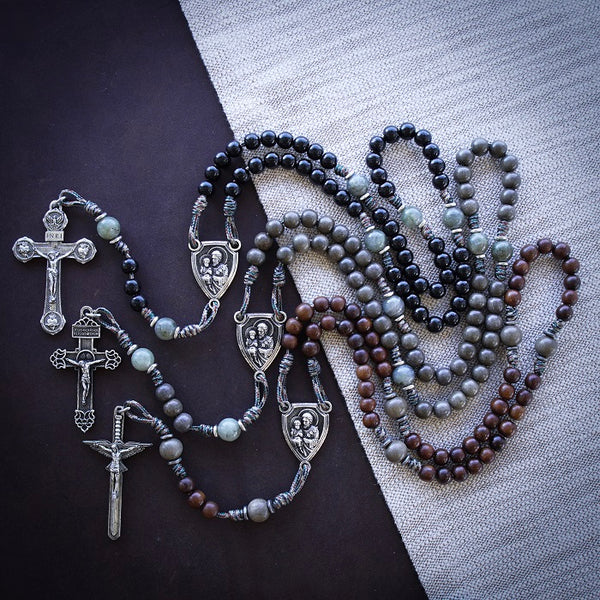 カツルミ　Pray Handmade St. Joseph Terror of Demons Rosary | The Catholic Woodworker
